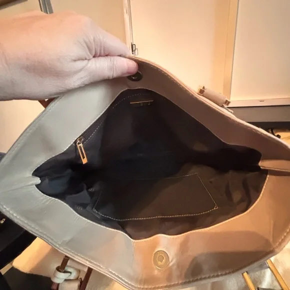 Authentic Vintage LOEWE Anagram Fusta Leather Tote Bag – Metallic Champagne - Picture 10 of 12